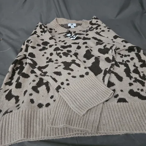 DOROTHY PERKINS ANIMAL PRINT KNIT JUMPER – SIZE M