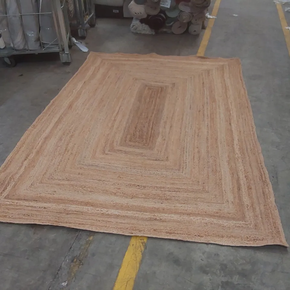 QUALITY DESIGNER AREA RUG - APPROXIMATELY 290 x 202cm