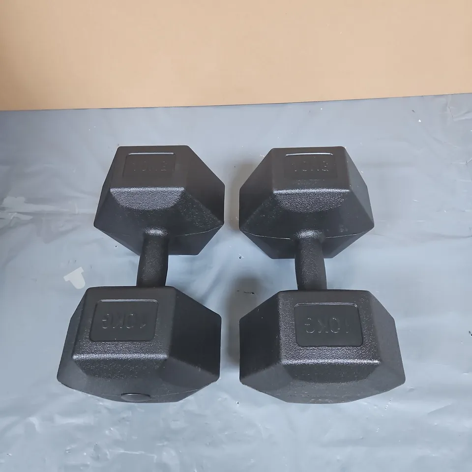PAIR OF BLACK 10KG HEX DUMBBELLS