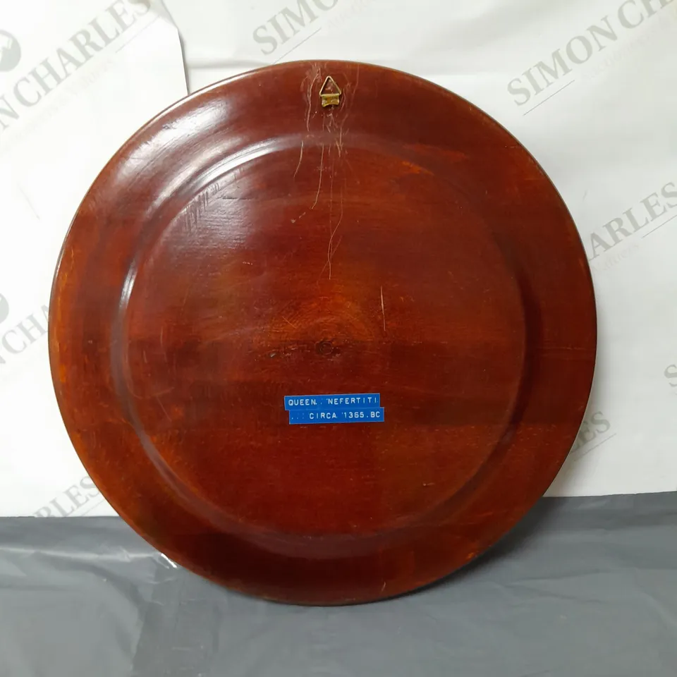 EGYPTIAN NEFERTITI WOODEN WALL DISPLAY PLATE