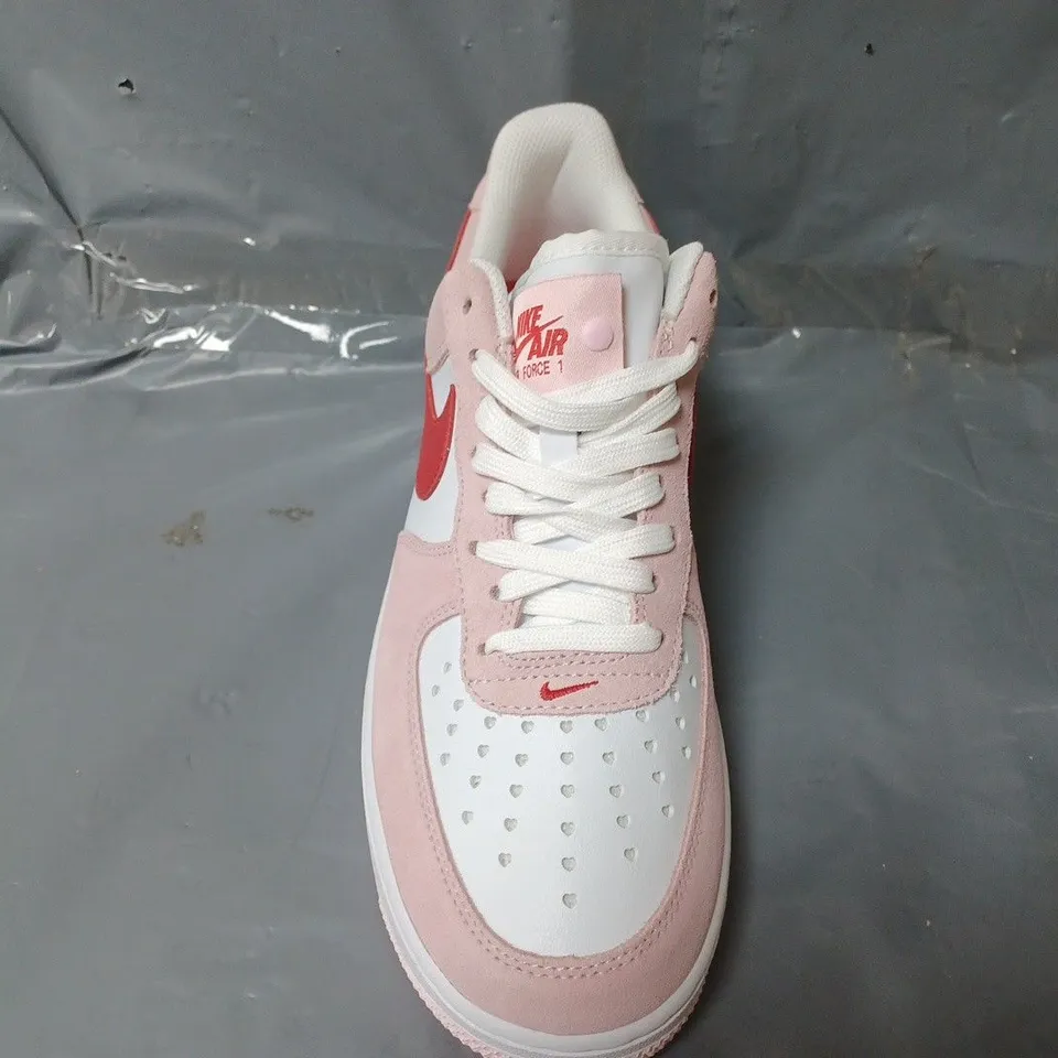 PAIR OF NIKE AIR FORCE 1 HEART TRAINERS IN PINK/WHITE