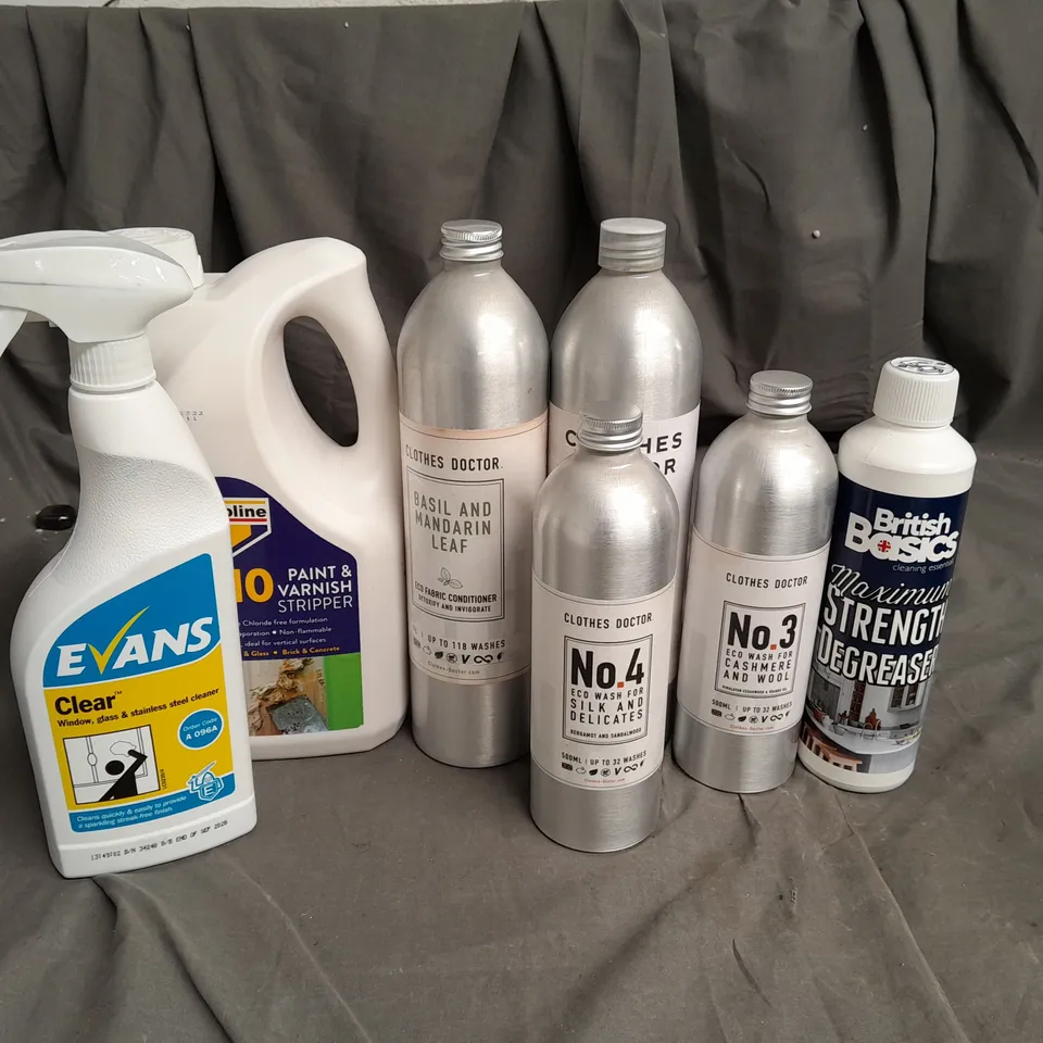 13 ASSORTED HOUSEHOLD ITEMS TO INCLUDE CLOTHES DOCTOR DETERGENT, FABRIC CONDITIONER, SILK & DELICATES DETERGENT, CASHMERE AND WOOL DETERGENT, BARTOLINE TX10 PAINT STRIPPER, AN EVANS CLEAR WINDOW CLEAN