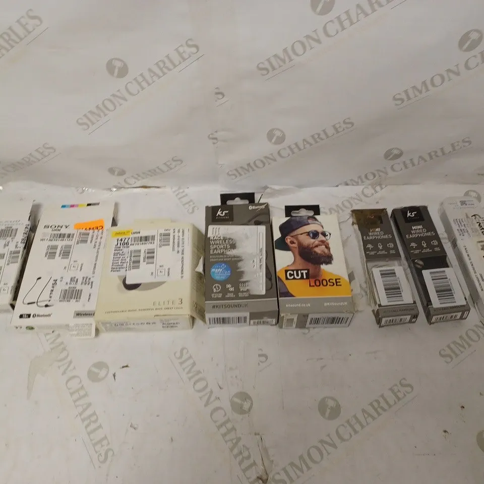 LOT OF APPROXIMATELY 20 BOXED AUDIO DEVICES TO INCLUDE XBOX CHAT HEADSET, TRUE BASS WIRELESS FREEEDOM, AND ELITE 75T ETC. 