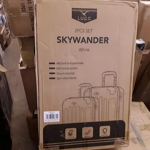 BOXED LUGG 2 PIECE SET SKYWANDER SUITCASES - WHITE