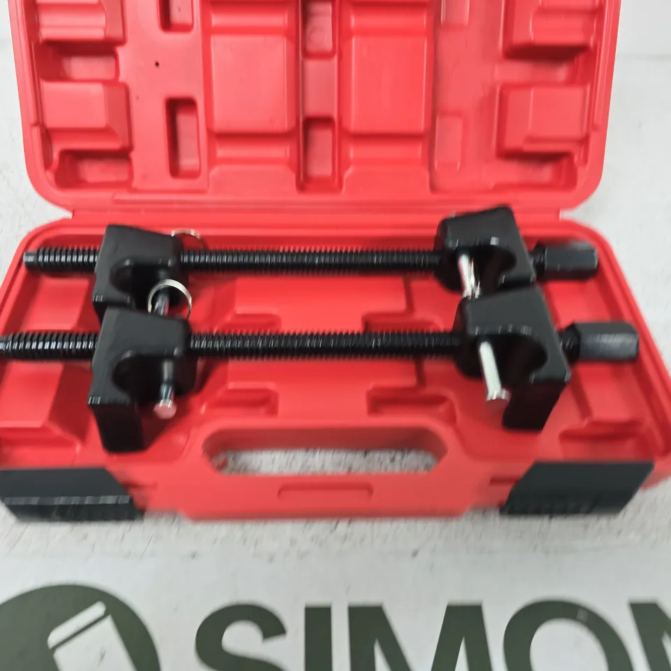 TWO LONG-BAR SCREW CLAMP SET IN RED CARRY CASE