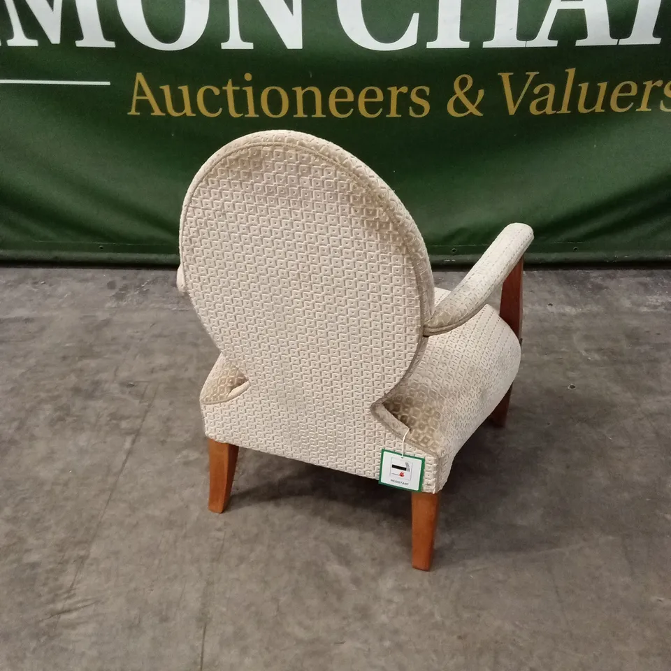 QUALITY HIGH-END DESIGNER FABRIC ACCENT CHAIR