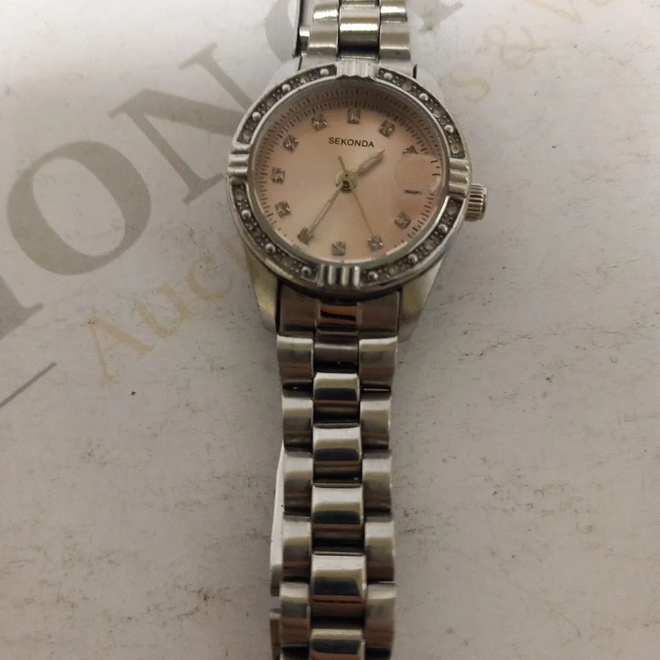 SEKONDA WRIST WATCH