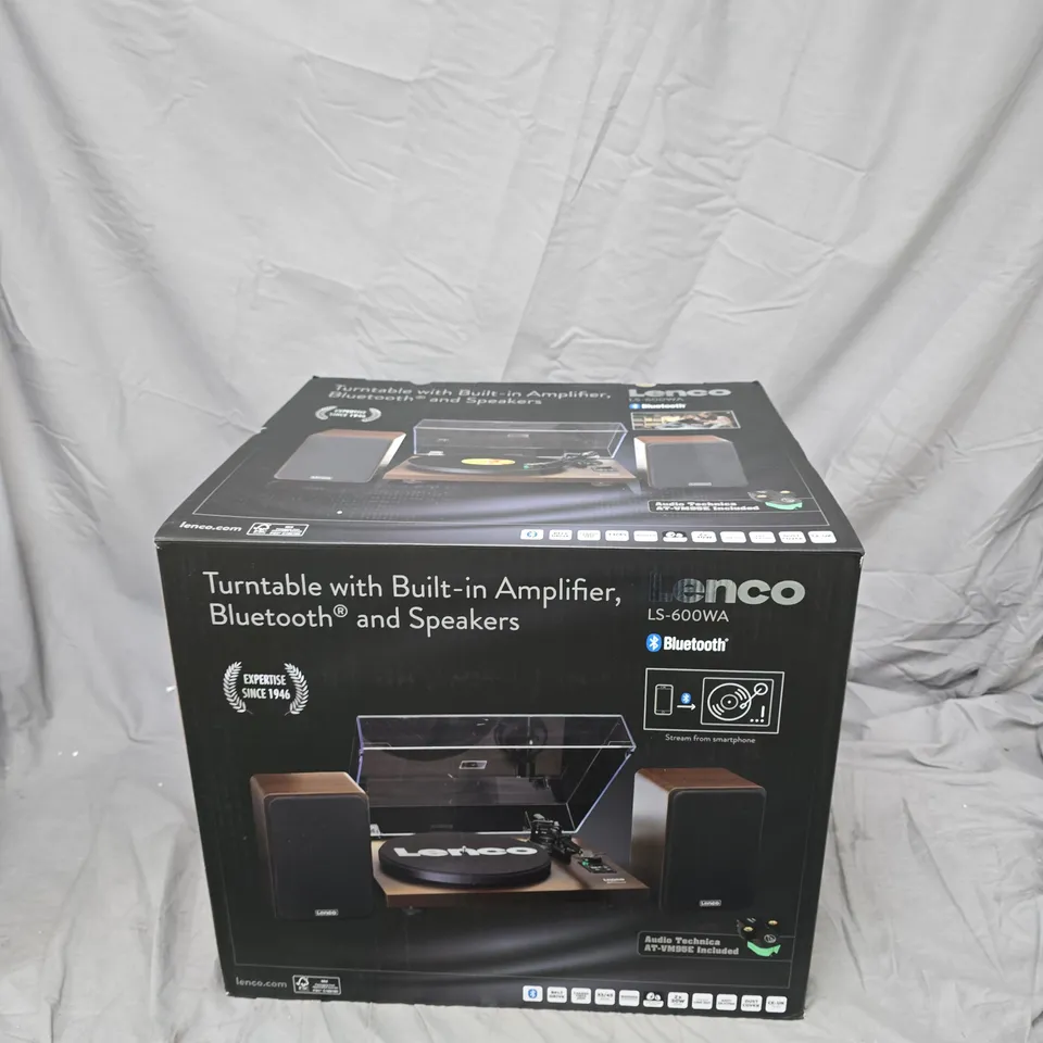 LENCO LS-600WA TURNTABLE WITH BUILT-IN AMPLIFIER, BLUETOOTH & SPEAKERS – BOXED