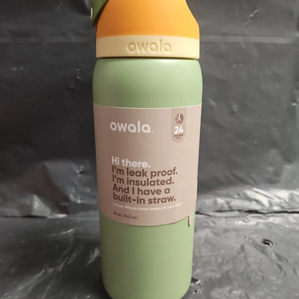 OWALA INSULATED WATER BOTTLE WITH BUILT-IN STRAW – LEAK-PROOF, 24H COLD - GREEN/ORANGE