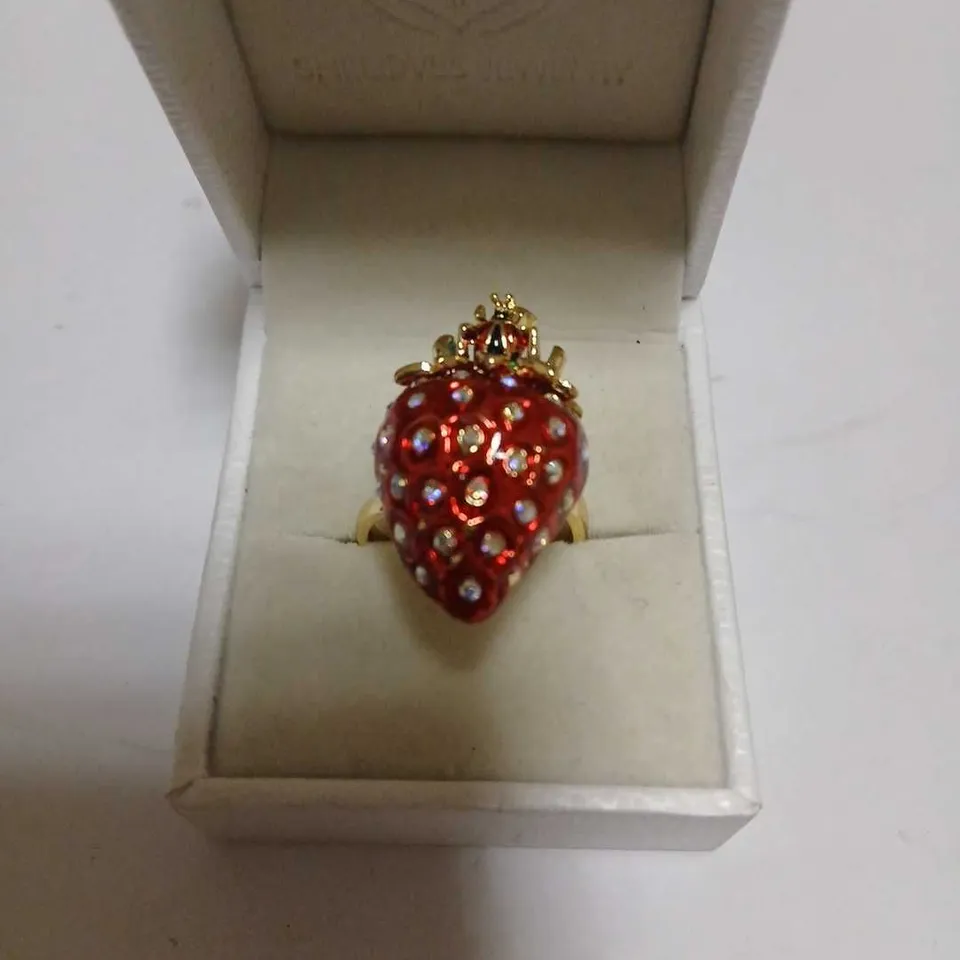 BUTLER & WILSON STRAWBERRY RING
