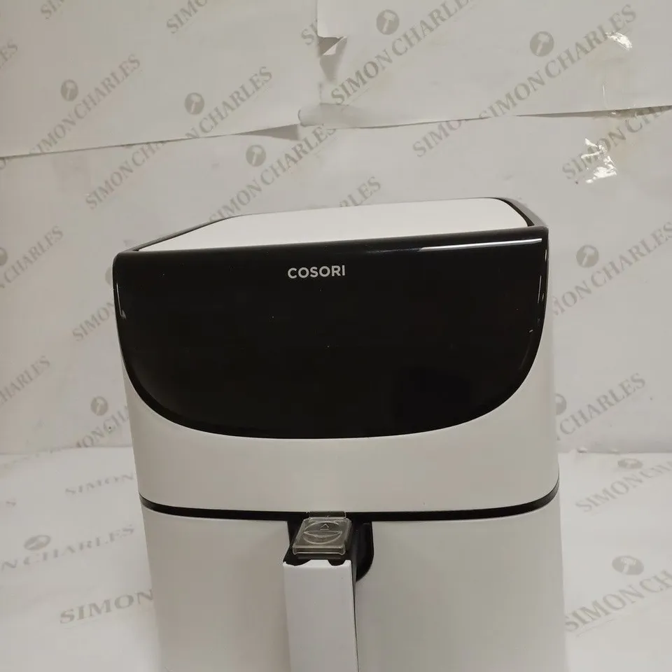 COSORI AIR FRYER 1700W MAX XXL 5.5L DIGITAL TOUCHSCREEN - WHITE