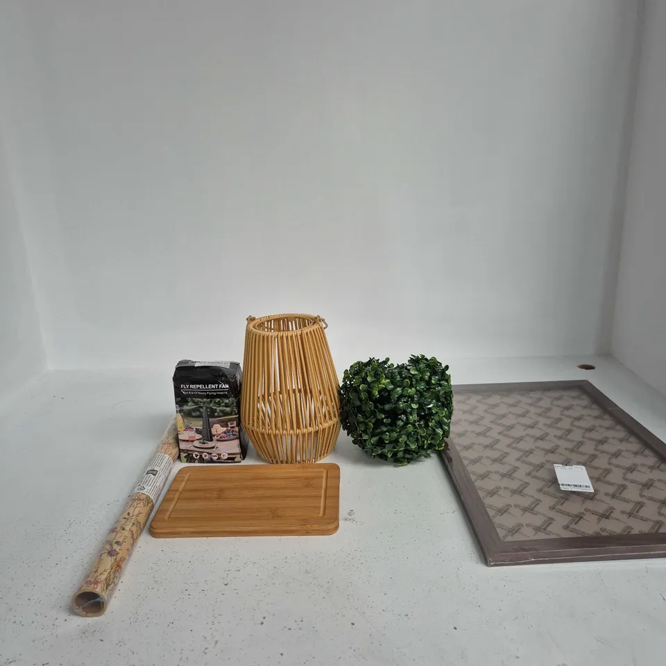BOX OF APPROXIMATELY 15 ASSORTED ITEMS INCLUDING A PICTURE FRAME, A FLY REPELLENT FAN AND SOME WALLPAPER