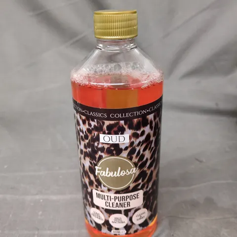 APPROXIMATELY 15 ASSORTED HOUSEHOLD LIQUIDS INCLUDING MULTI PURPOSE CLEANER , ECOVER STAIN REMOVER AND TETRA AQUASAFE