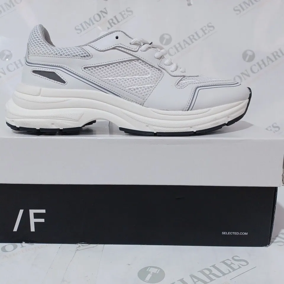 BOXED PAIR OF SELECTED / FEMME LEATHER TRAINERS IN WHITE UK SIZE 7