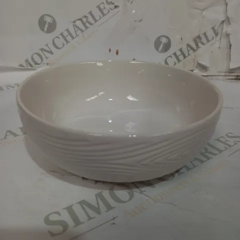 BOX OF 4 WHITE TEMP-TATIONS BOWLS - COLLECTION ONLY