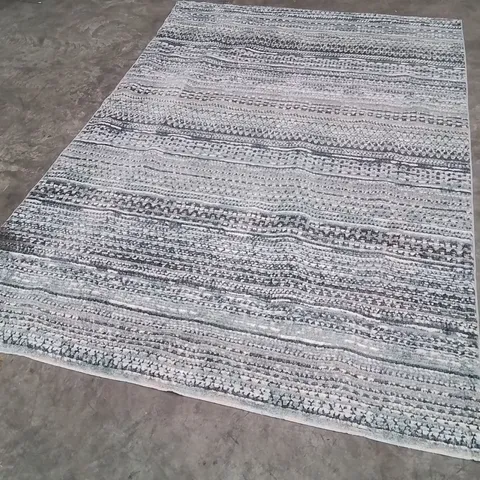 QUALITY DESIGNER AREA RUG - APPROXIMATELY 200x300cm