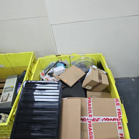 PALLET OF A LARGE QUANTITY OF ASSORTED ITEMS TO INCLUDE: POOL PURE POOL AND SPA FILTER 
