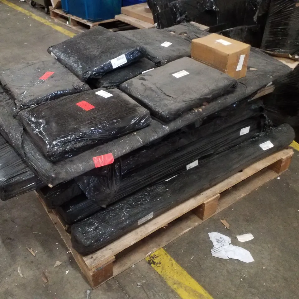 PALLET CONTAINING ASSORTED PRODUCTS INCLUDING TABLE TOPS, TABLE COVERS & COUNTER TOP SNEEZE GUARD