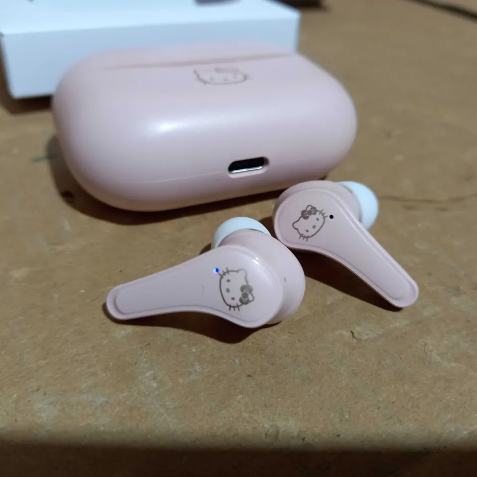 HELLO KITTY WIRELESS EARPODS 