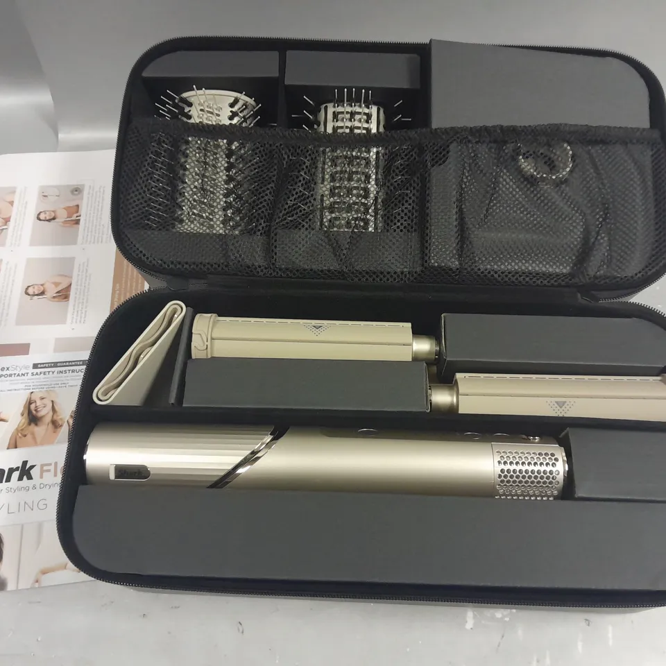 BOXED SHARK FLEX STYLE AIR STYLING AND DRYING SYSTEM