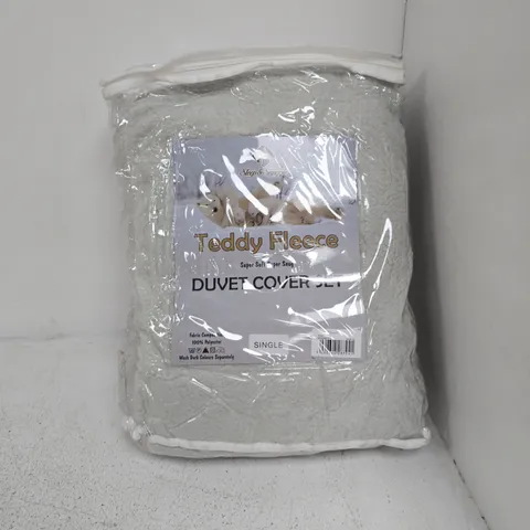 BAGGED SLEEP & SNUGGLE TEDDY FLEECE DUVET COVER SET IN SILVER - SINGLE