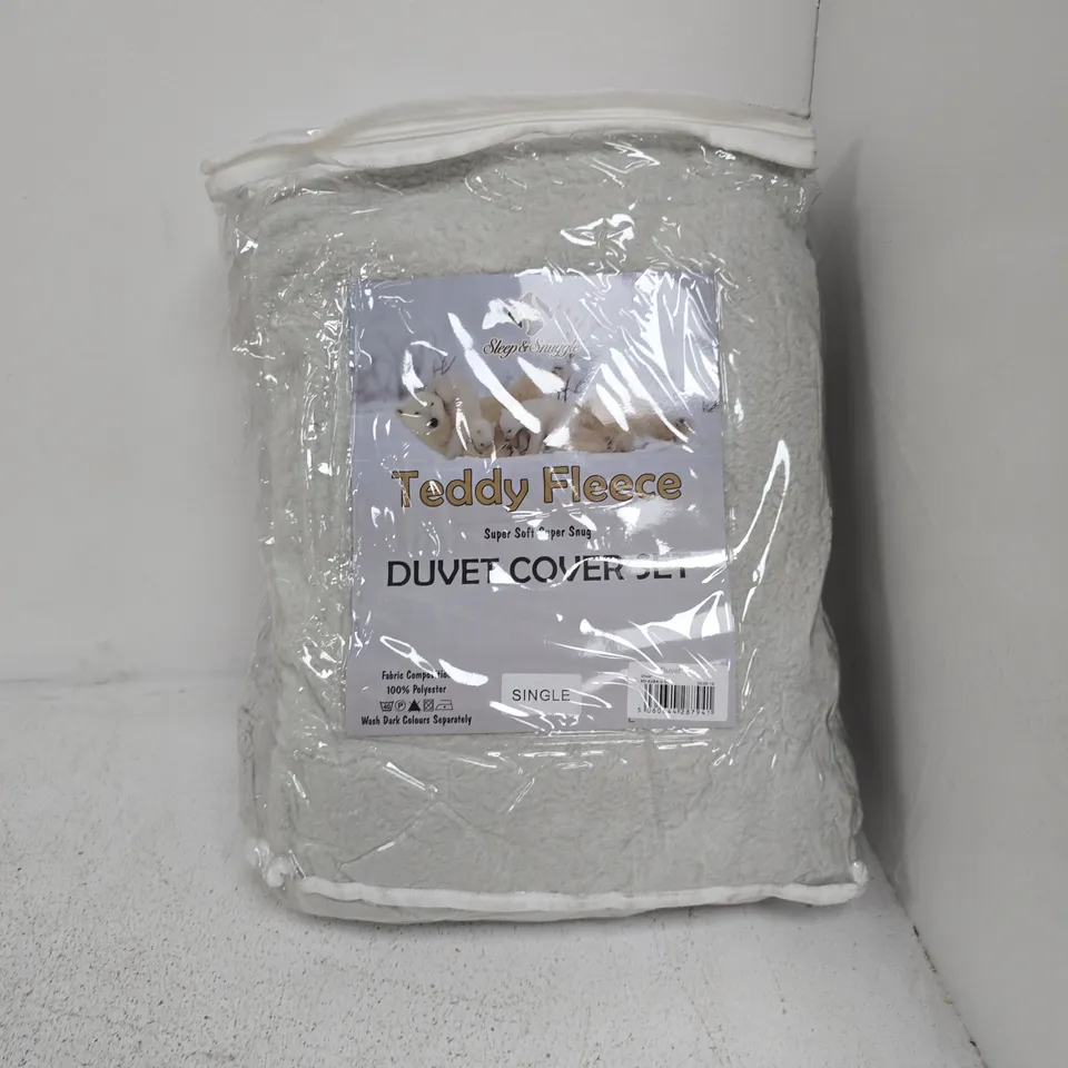 BAGGED SLEEP & SNUGGLE TEDDY FLEECE DUVET COVER SET IN SILVER - SINGLE