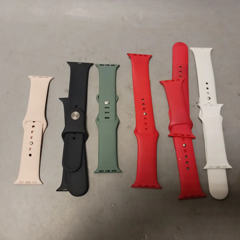 BOX OF APPROXIMATELY 50 ASSORTED SMART WATCH STRAPS IN VARIOUS SIZES & COLOURS 