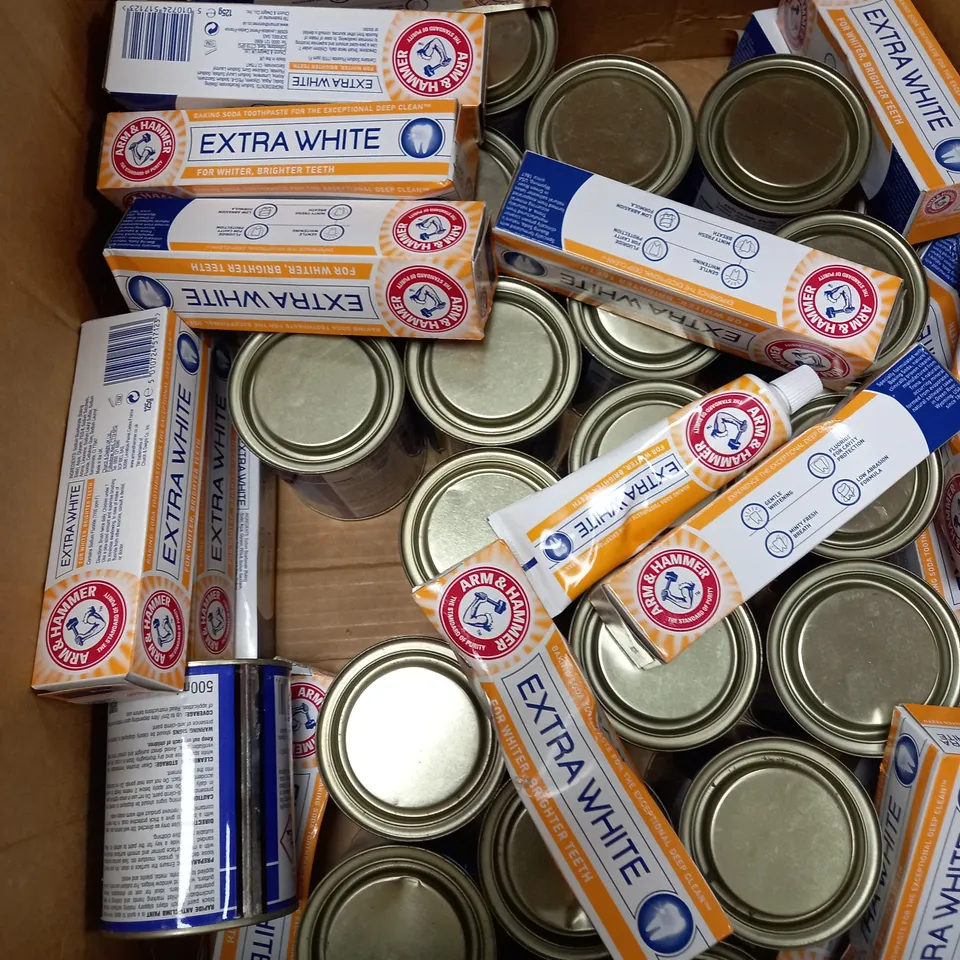 BOX OF APPROXIMATELY 30 ASSORTED ITEMS TO INCLUDE EXTRA WHITE TOOTHPASTE & ANTI MOULD PAINT