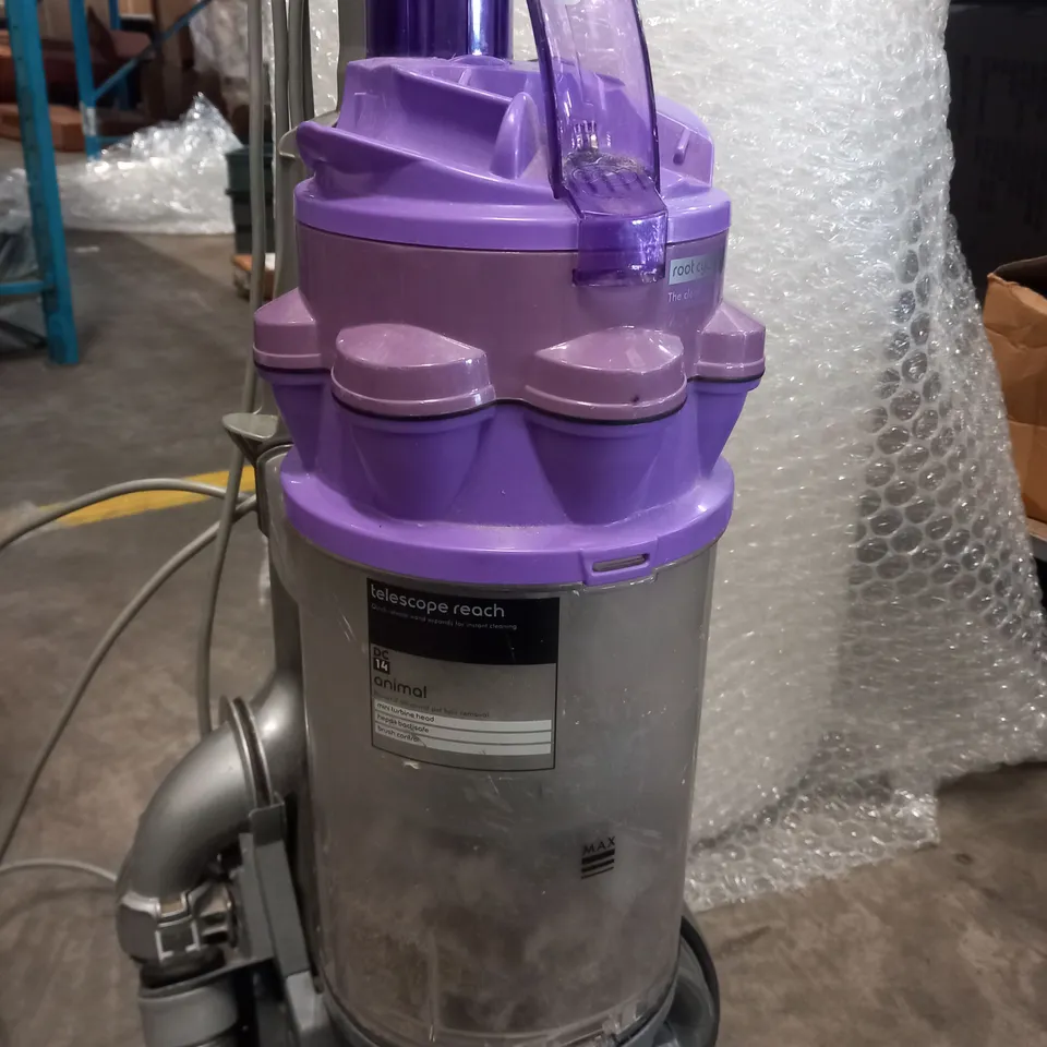 DYSON VACUUM CLEANER
