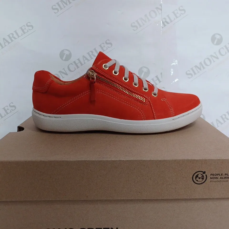 CLARKS NELLY LACE GRENADINE NUBUCK - UK 6