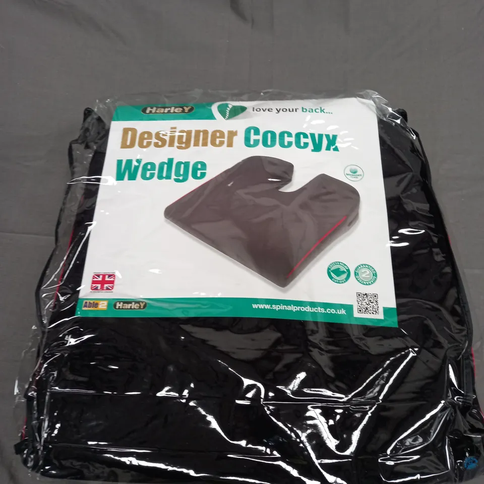 HARLEY DSIGNER COCCYX WEDGE CUSHION