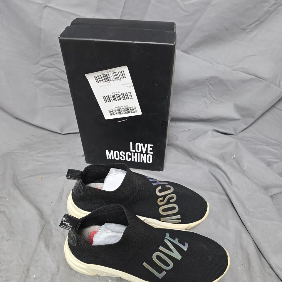 LOVE MOSCHINO SLIP-ON SNEAKERS – BLACK, UK 6 (EU 39)