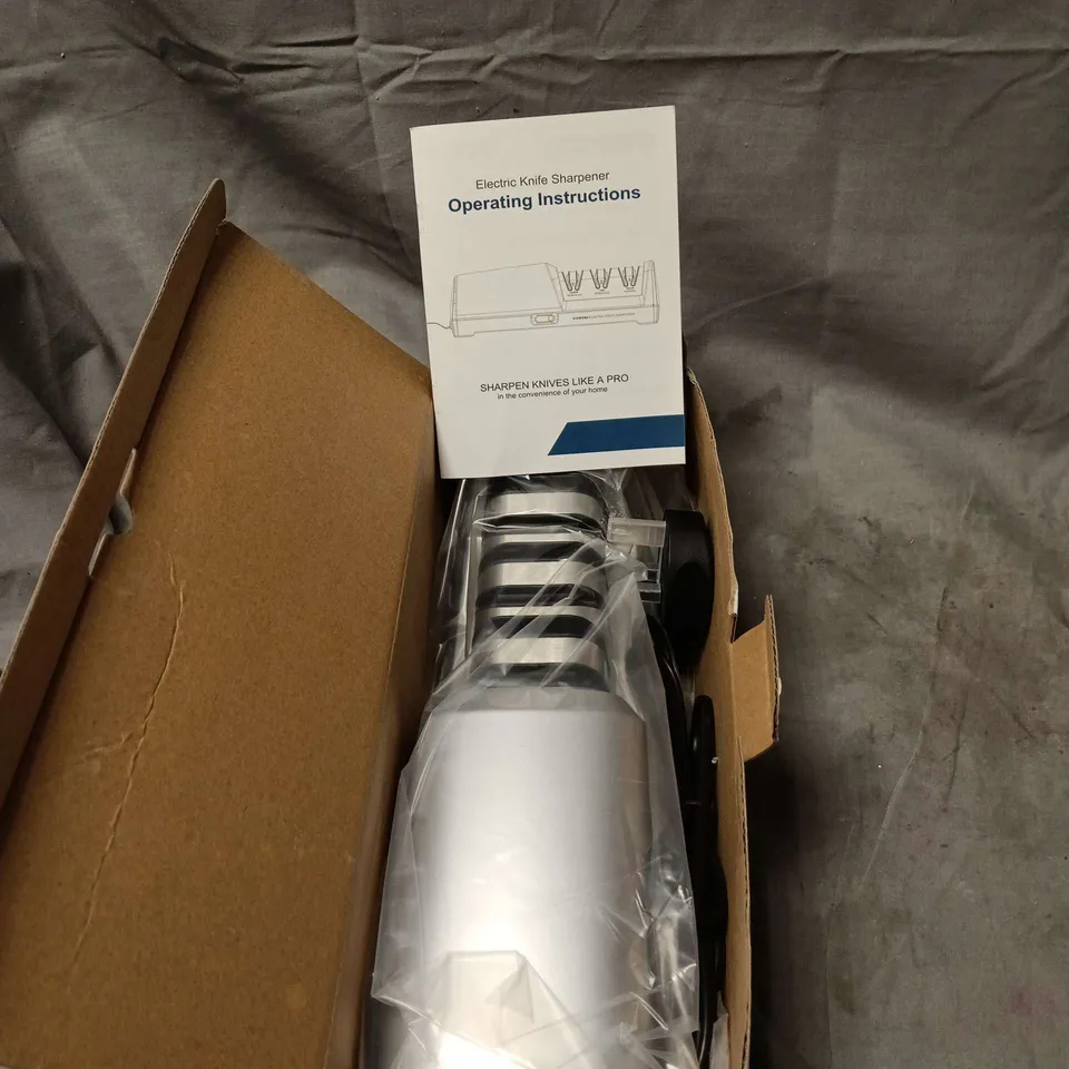 ELECTRIC KNIFE SHARPENER – BOXED, WITH OPERATING INSTRUCTIONS