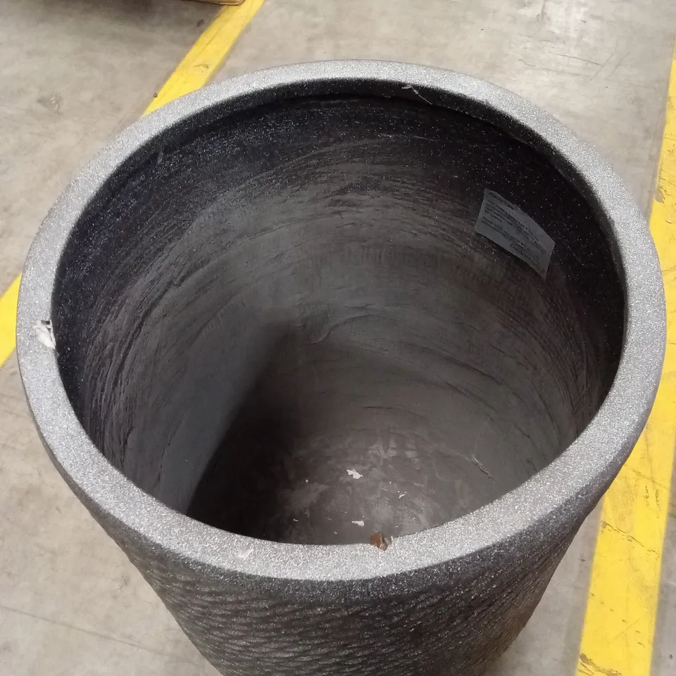 BRAMDEAN TALL PLANTER 47cm - GREY
