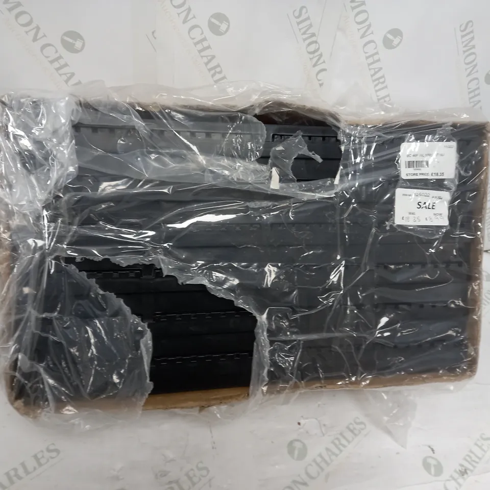 BOXED BUILDCRAFT WALL STORAGE SET