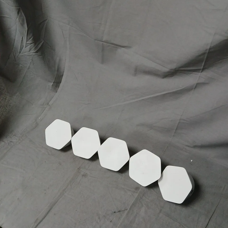 SKY SE411-UK ROUND HOME NETWORKING HUB. NOT TESTED SET OF 5 .