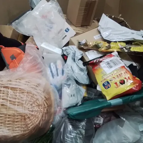 PALLET OF ASSORTED HOUSEHOLD GOODS AND PRODUCTS TO INCLUDE;INSECT KILLER MACHINE,BASKET,RETRACTABLE SAFETY GATE