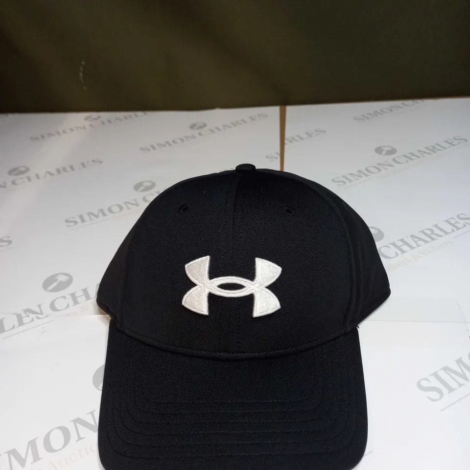 UNDER ARMOUR BASEBALL CAP