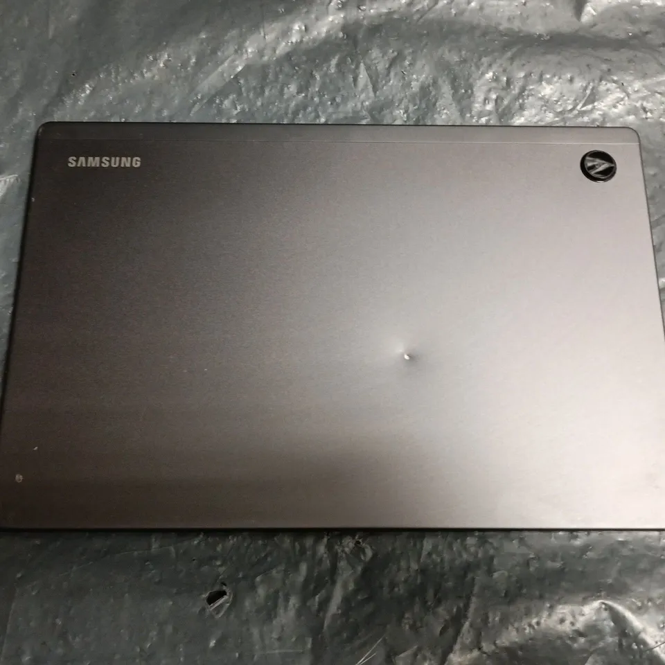 SAMSUNG GALAXY TAB A8