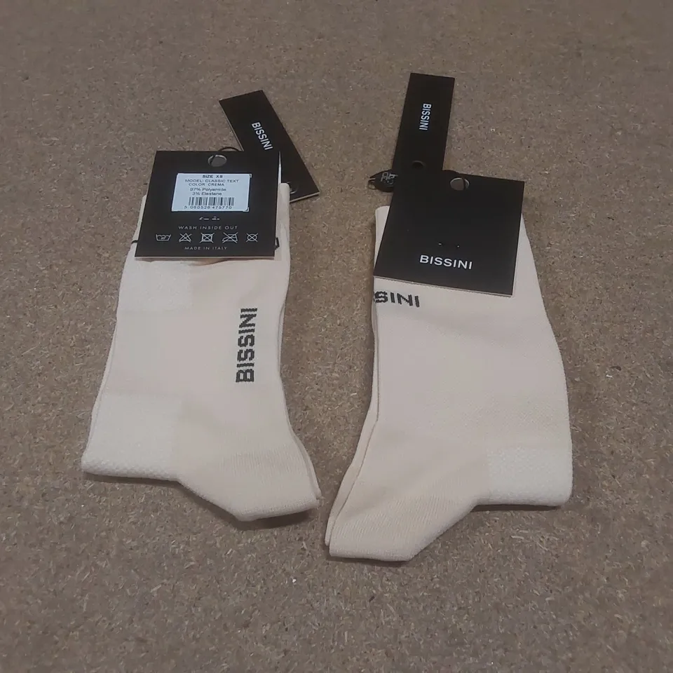 BOX TO CONTAIN APPROX 52 BRAND NEW PAIRS OF BISSINI CYCLING SOCKS - CREAM// SIZE: XS // 1 PAIR PER PACK