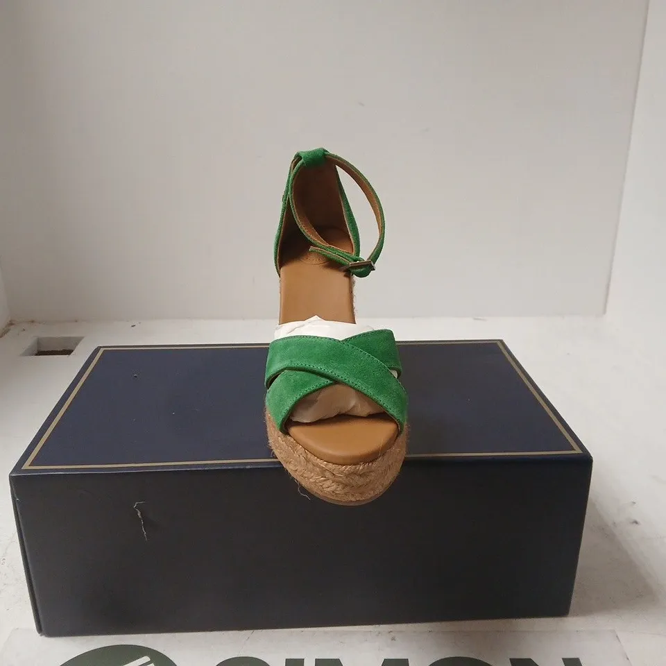FAIRFOX AND FAVOR VALENCIA WEDGE CLOVER GREEN SUEDE UK 4