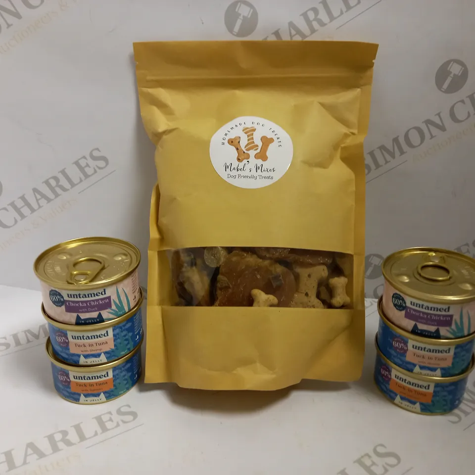 BOX OF APPROX 10 ITEMS TO INCLUDE TINNED CAT FOOD AND DOG TREATS