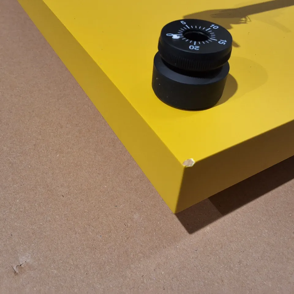 PROJECT AUDIO DEBUT CARBONEVO TURNTABLE IN YELLOW