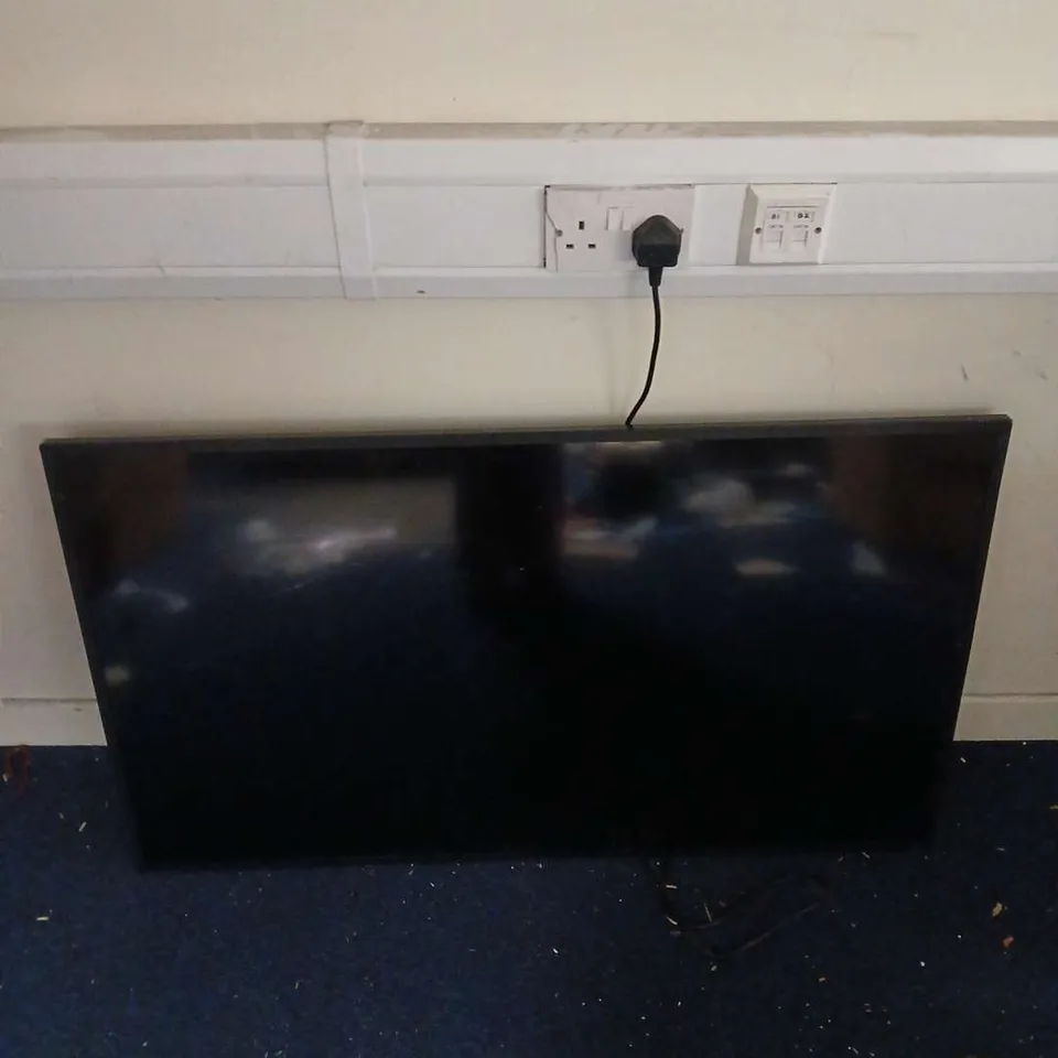 IIYAMA PROLITE LH5042UHS 50-INCH LCD MONITOR – CRACKED SCREEN (FOR PARTS/REPAIR) - COLLECTION ONLY
