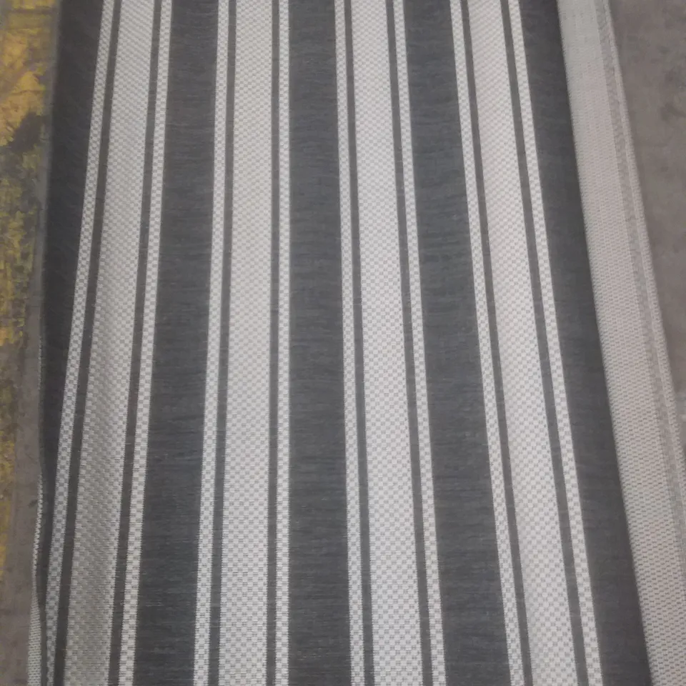 EPPERSON SHAGGY GREY RUG - 120 X 160CM 