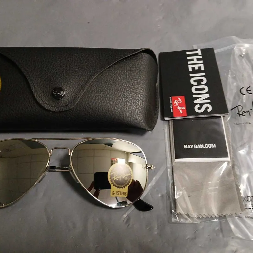 BOXED PAIR OF RAY BAN GLASSES WITH REFLECTIVE G-15 LENS IN CASE