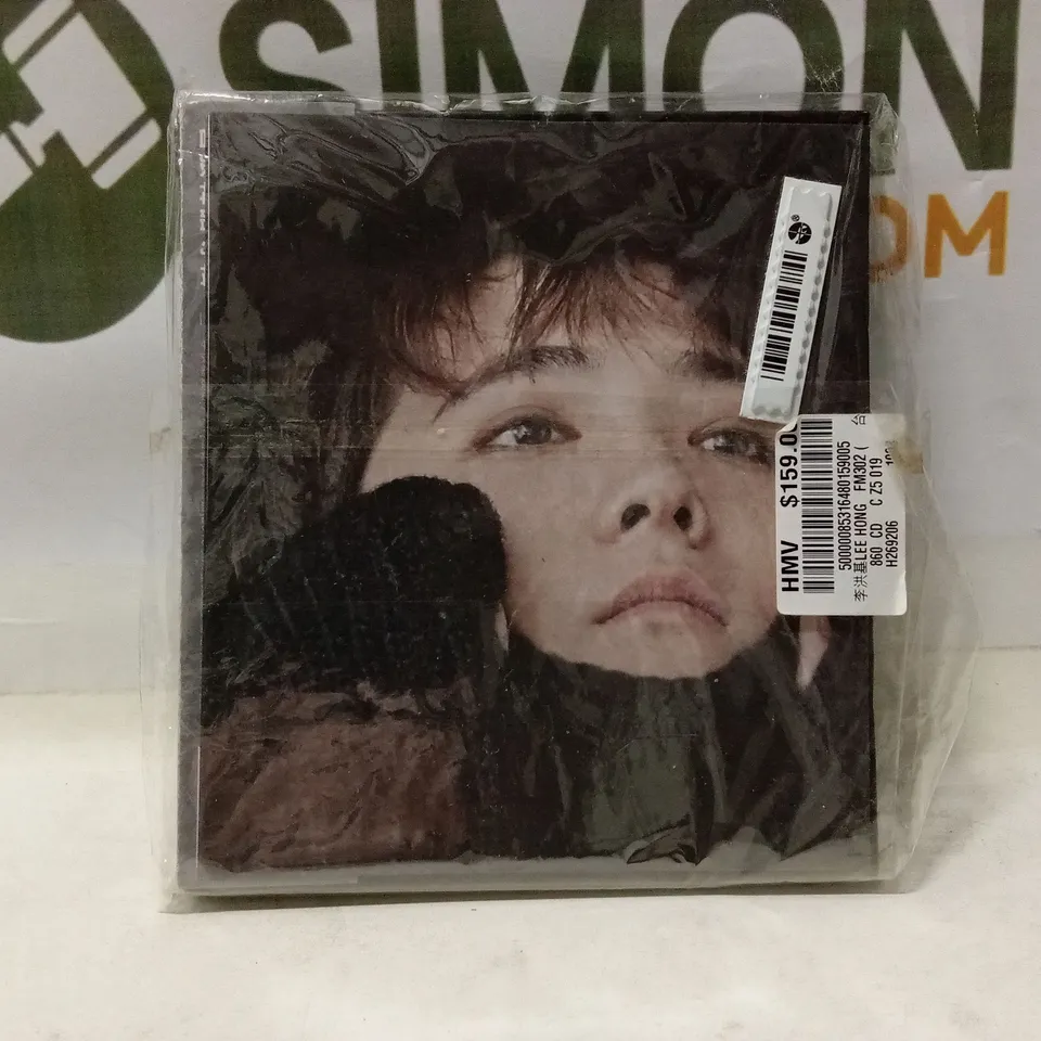 LEE HONG GI FM302 1ST MINI ALBUM – CD