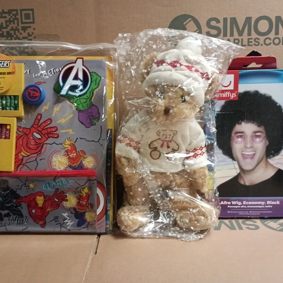 APPROXIMATELY 20 ASSORTED TOYS AND GAMES TO INCLUDE, AFRO WIG, MARVEL STATIONARY, PLUSH TEDDY, ETC - COLLECTION ONLY