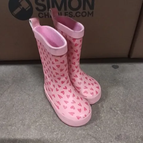KIDS' PINK HEART PATTERN RAIN BOOTS SIZE 3