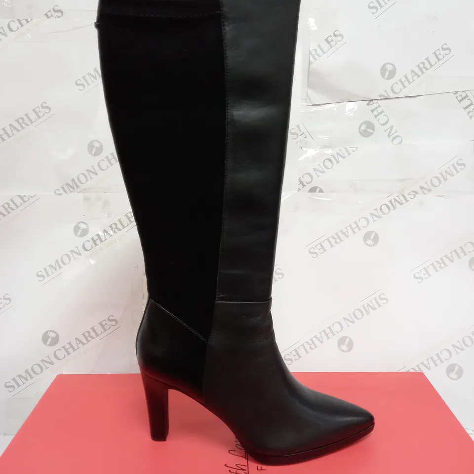 BOXED PAIR OF RUTH LANGSFORD RLLONGBOOTS BLACK LEATHER SIZE 7